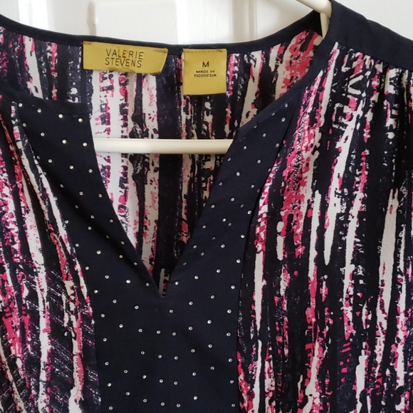 Top - Picture 2 of 4